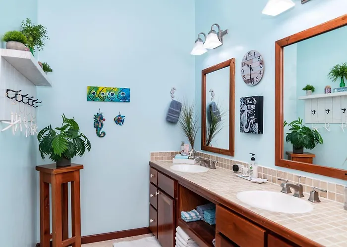 Holiday home Residences At Barrier Reef Unit 5b Oceanview 2 Bedroom By Floreo *