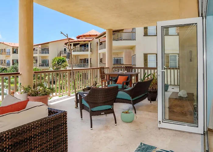 Holiday home Residences At Barrier Reef Unit 5b Oceanview 2 Bedroom By Floreo