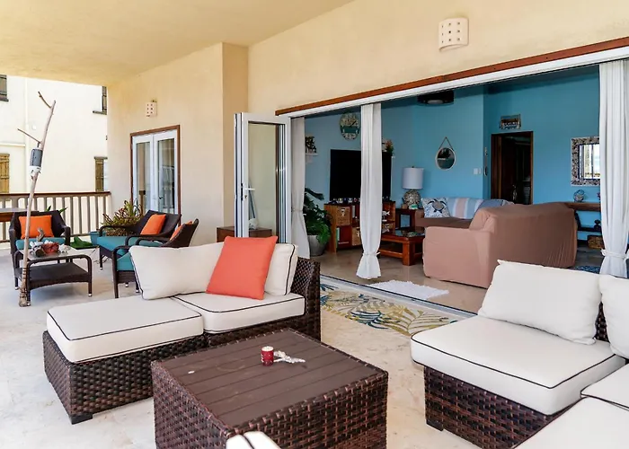 Residences At Barrier Reef Unit 5b Oceanview 2 Bedroom By Floreo Holiday home *
