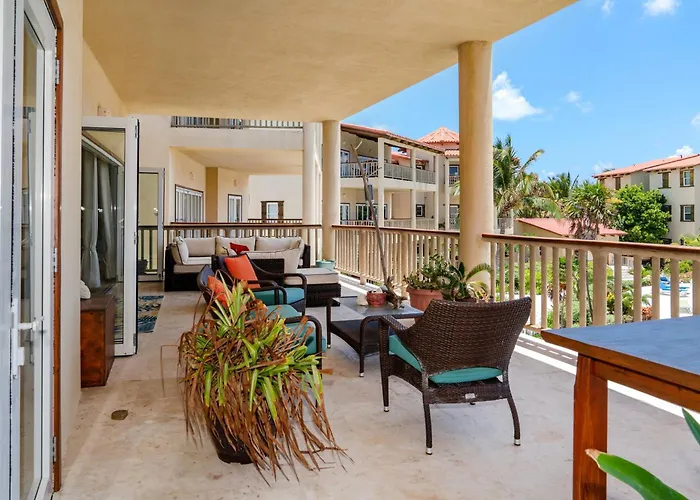 Residences At Barrier Reef Unit 5b Oceanview 2 Bedroom By Floreo Holiday home